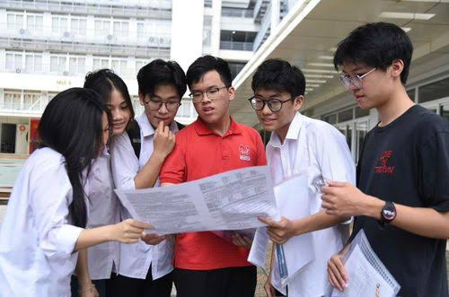 Giáo viên lên tiếng: Không phải học sinh nào cũng biết Steve Jobs là ai